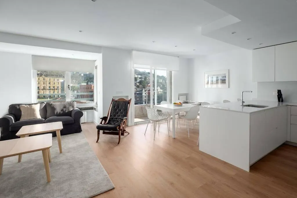 Bright Apartment With A/C, Parking Optional San Sebastian 0*,  Spain