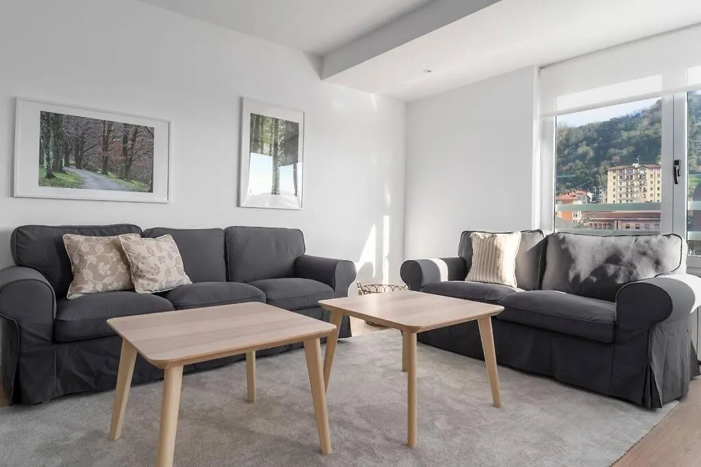 Bright Apartment With A/C, Parking Optional San Sebastian